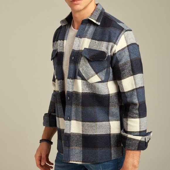 Man's Plaid Flannel Blue Shirt - Picture 4 of 5
